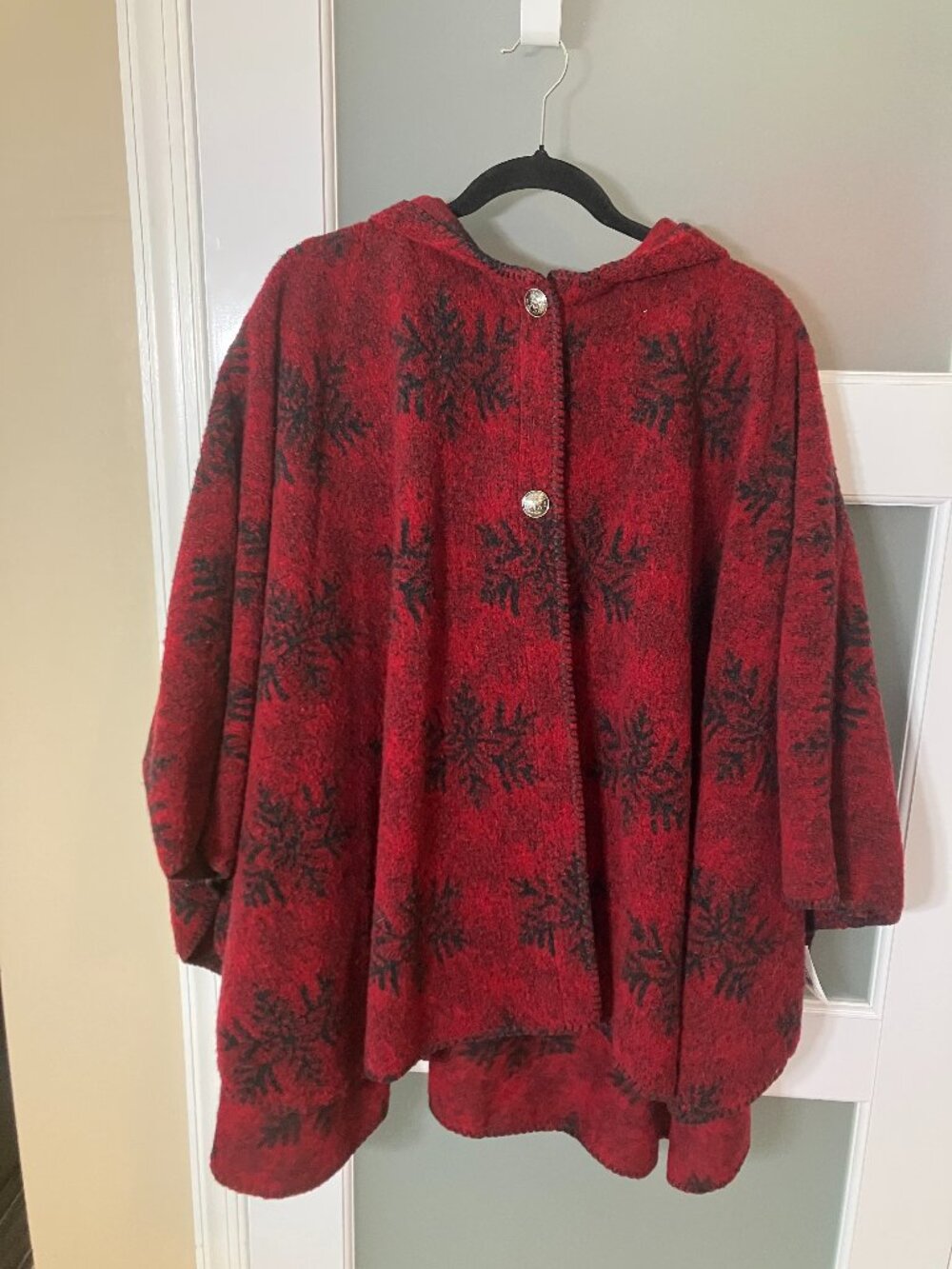 VTG Vermont Country Store Red Black Snowflake Hooded Cape Poncho Wool Blend XL